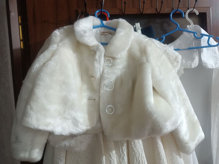 Продам платья вечерние