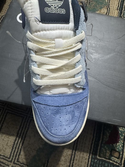 Женский кроссовка 40 размер