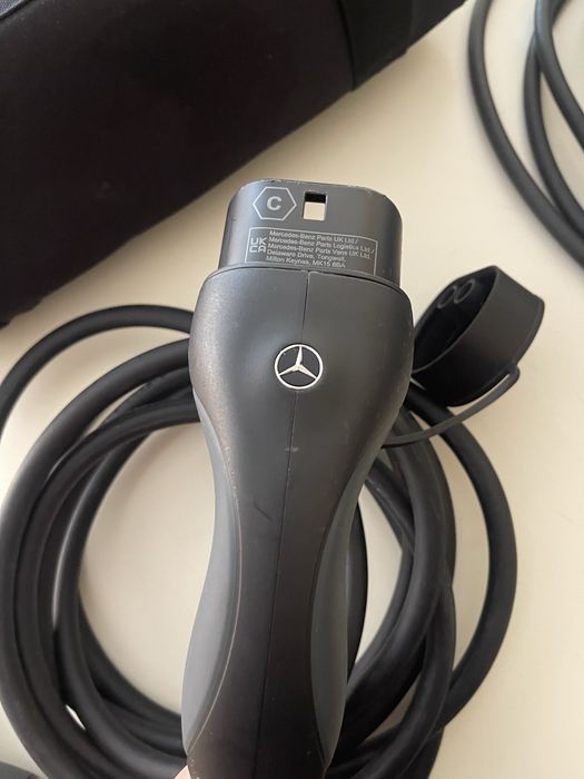 Оригинални зарядни кабели Mercedes-Benz