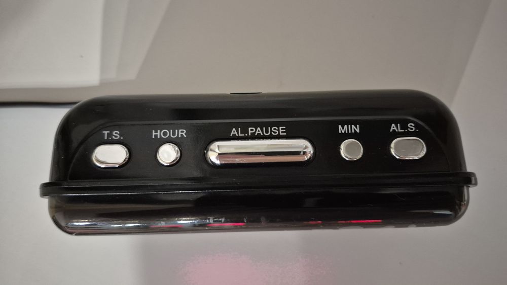 Кухонные часы новые