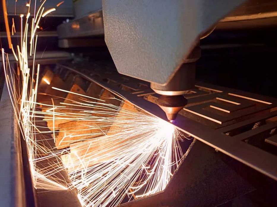 Лазерно рязане и гравиране