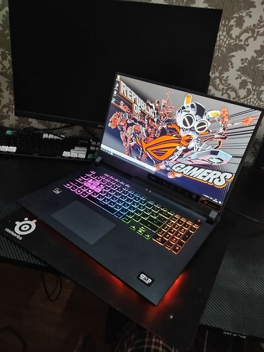 Asus ROG Strix G17 RTX3050Ti большой экран