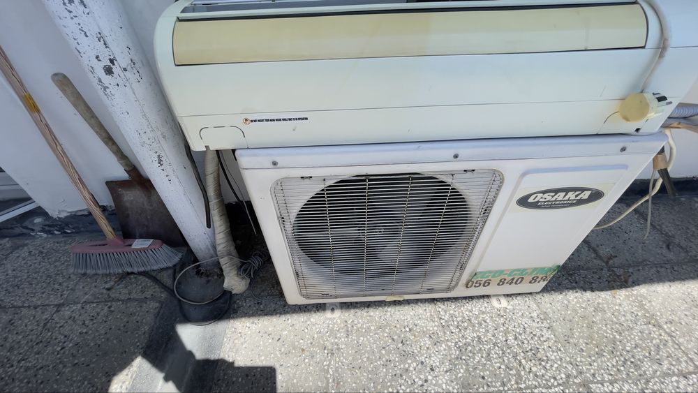 Продавам работещ климатик OSAKA