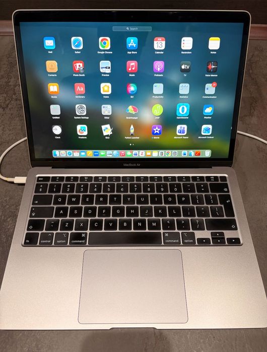 MacBook Air 13 Inch, 2020, Intel Core, Състояние: Използвано