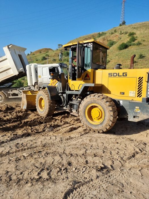 Услуга фронтального погрузчика 1.8 м3