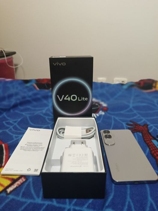 Продам vivo v40 lite