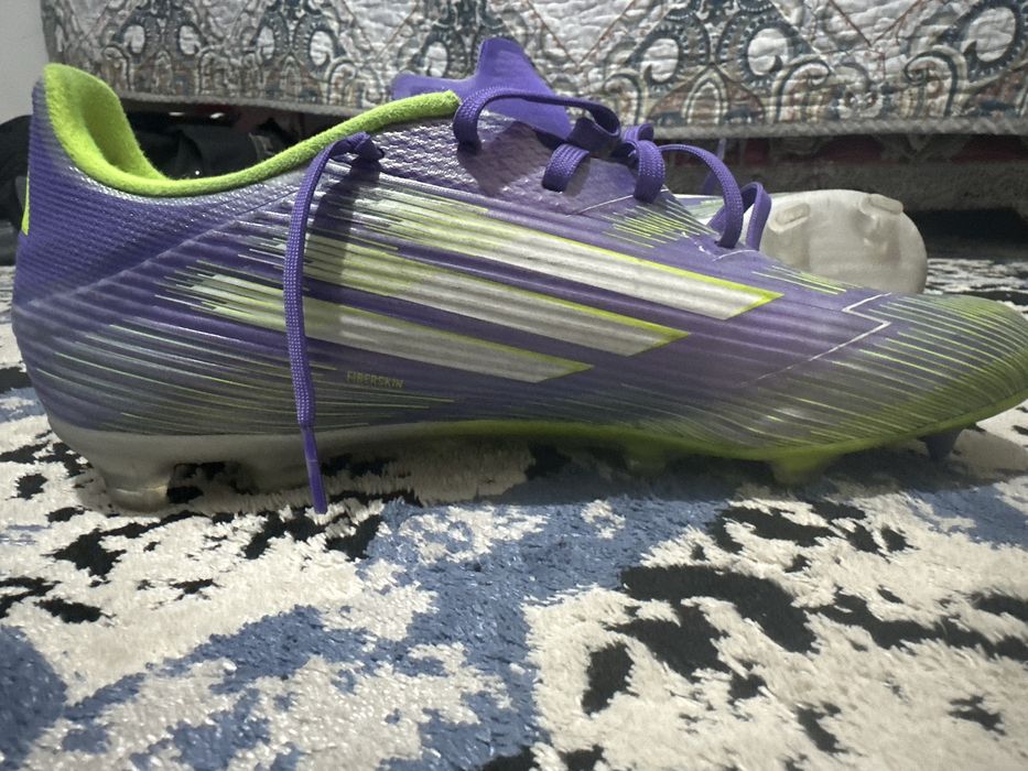 Adidas f50  42размер