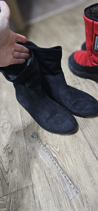 Продаю сапоги женские