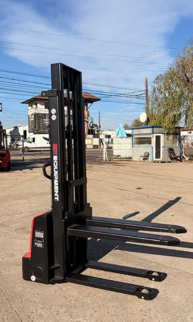 Stivuitor electric transpalet electric cu catarg 1 tone 1.2 tone t