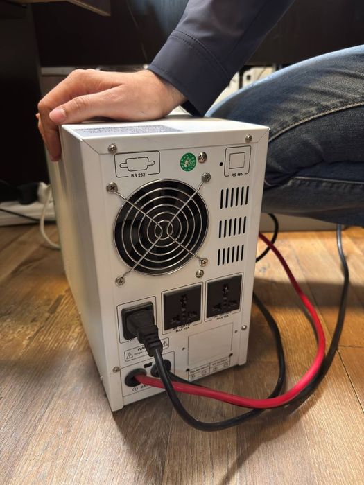 invertor ups sotiladi