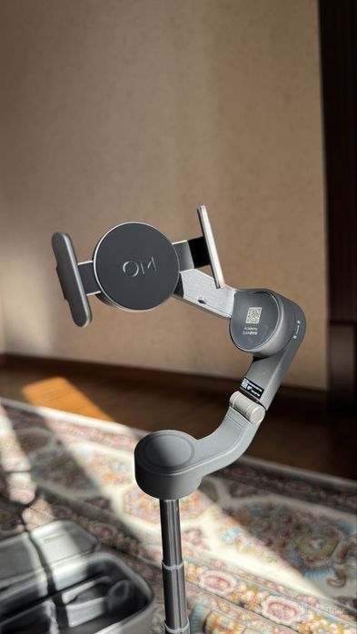 DJI osmo mobile 6