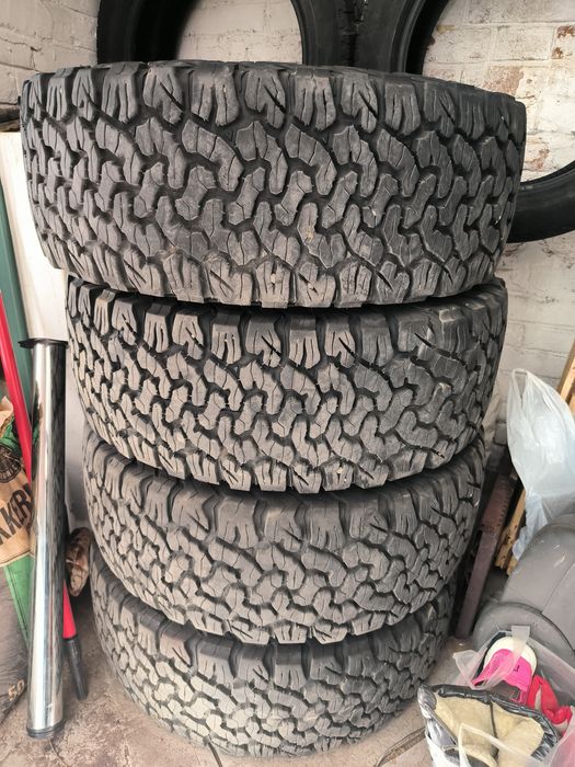 Комплект шин на дисках Ленд круизер 200