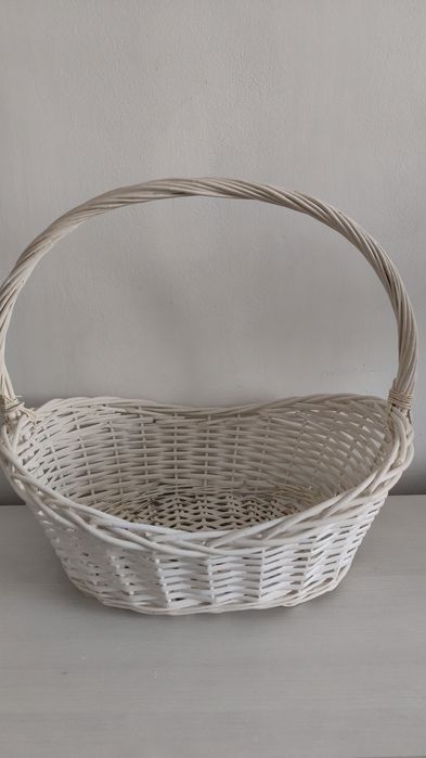 Корзина подарочная плетеная