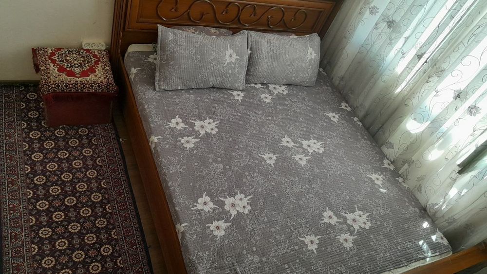 уй сотилади срочна