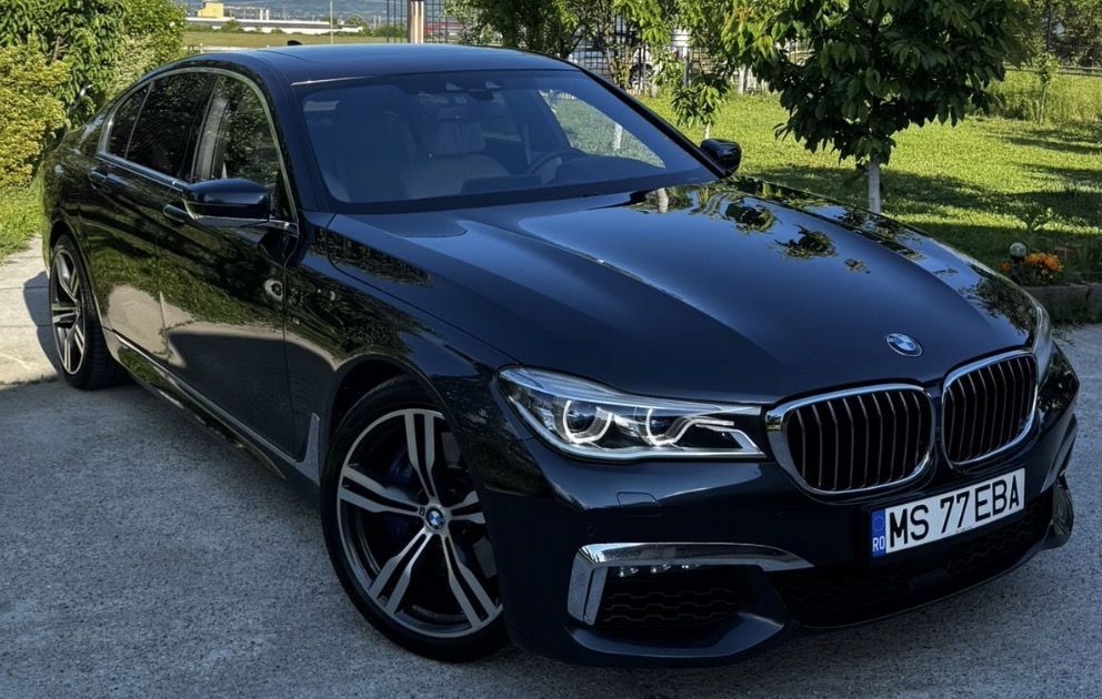 BMW Seria 7 BMW 750 xdrive  400CP