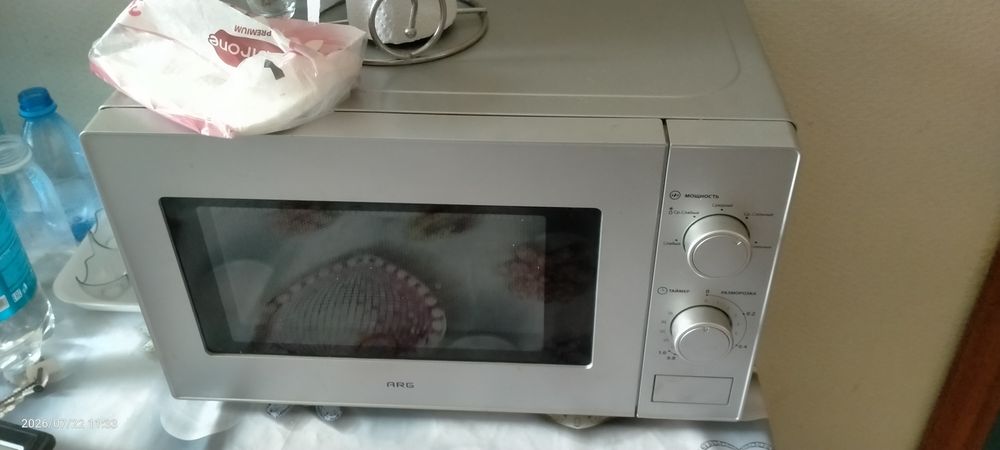 Микроволновка восемнадцать тысяч