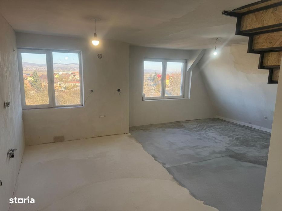 Ap. 2 cam, Decomandat, semi renovat, Sângeorgiu de Mureș zona Apollo