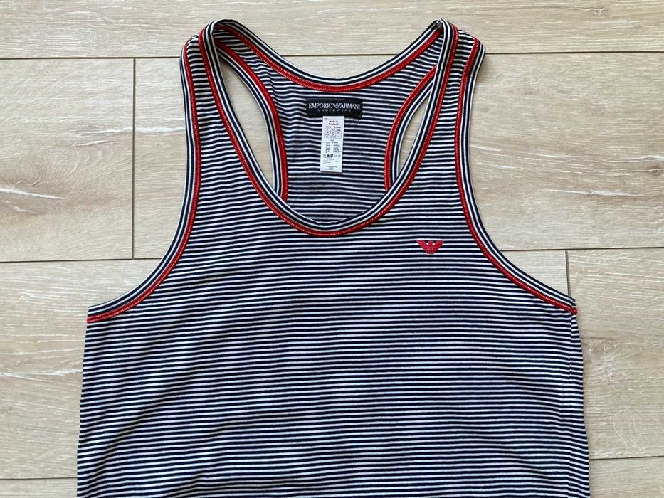 Emporio Armani потник размер М