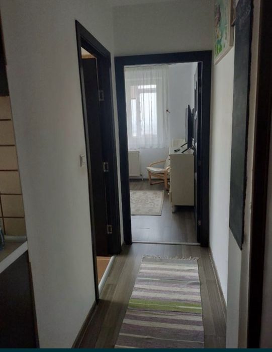 Vand apartament zona Precista!