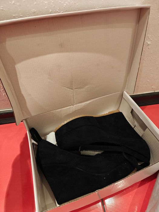 Обувки на платформа