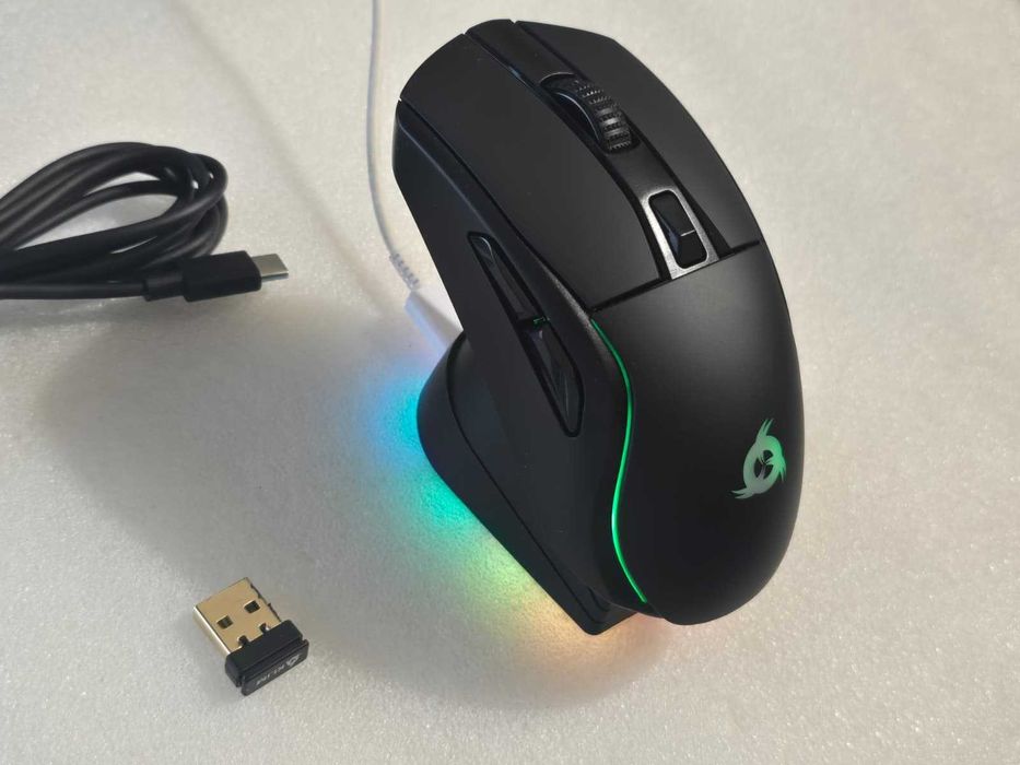 Mouse Gaming Wireless KLIM Blaze Pro, RGB, 6000 DPI, Stație Încărcare