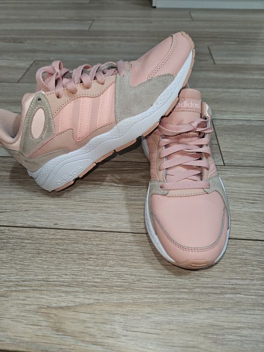 Дамски маратонки Puma и Adidas