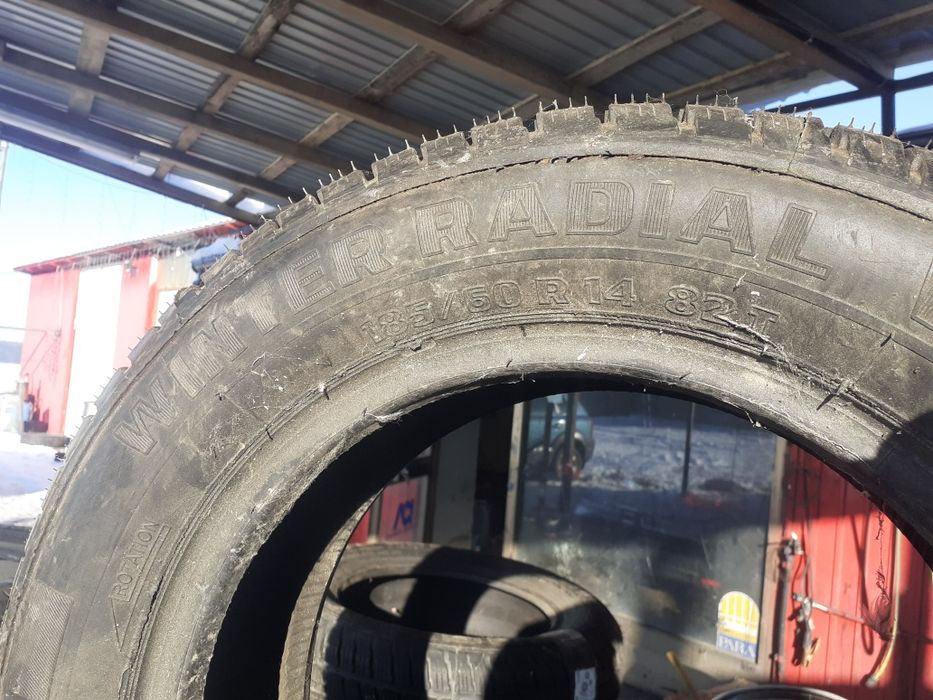 Anvelope resapate 185 60 R14 iarna