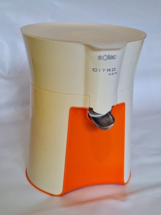 Сокоизстисквачка Solac CITRO EX6151 – нова, 40W, цитрус преса