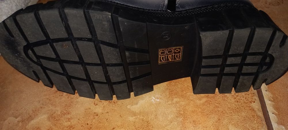 Ghete îmblănite din piele naturală nr 37