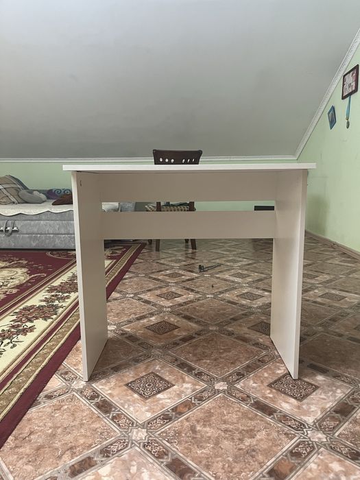 Стол рабочий! Нормальный