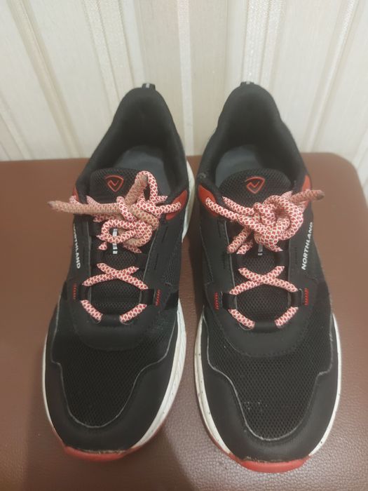 Кроссовки Northland размер 40