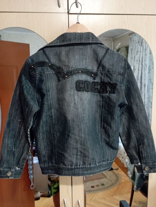 Джинсовая куртка