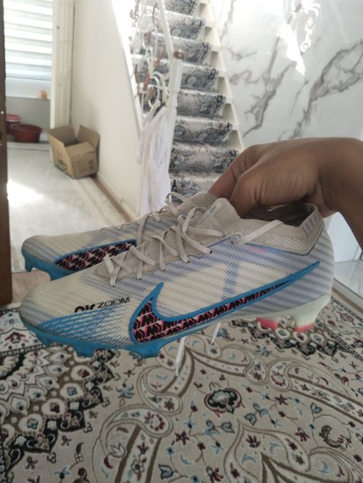 Бутсы  40 размер