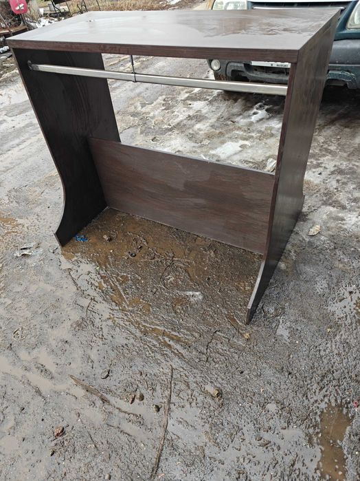 Торговая стойка для одежды