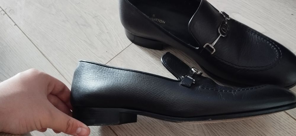 Vând/schimb pantofi Louis Vuitton