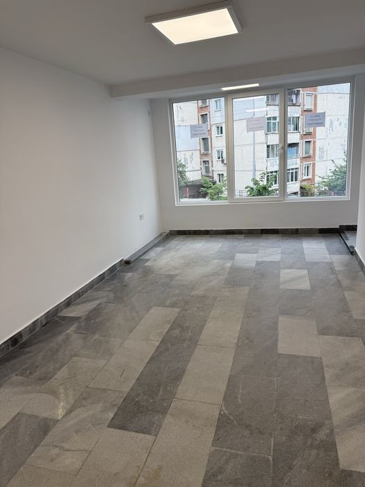 Дава се под наем Магазин в Велико Търново, Колю Фичето - 45 кв.м за 178.5 € - Снимка #6