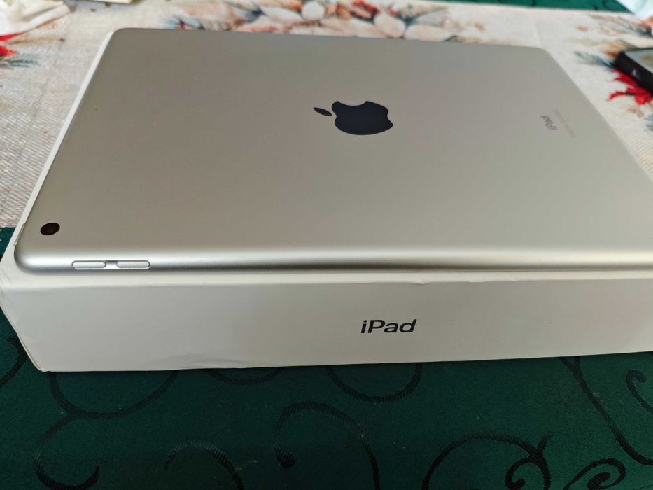 iPad 9 th Gen 64G WiFi Silver