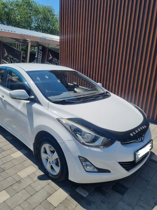 Hyundai Elantra 2016