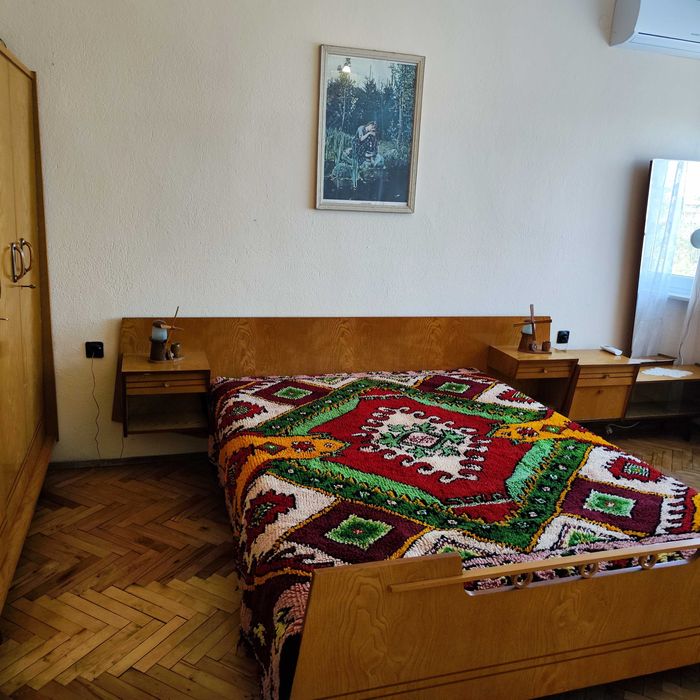 Продава се Тристаен апартамент в Нова Загора - 112 кв.м за 670 €/кв.м - Снимка #1