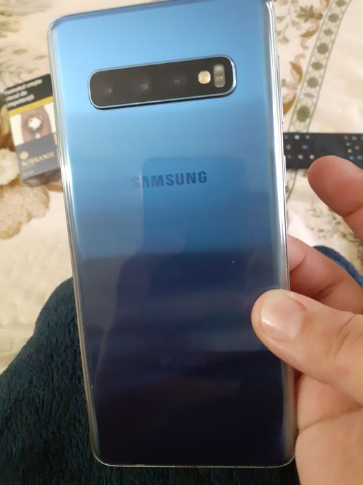 Samsung s10+ display defect