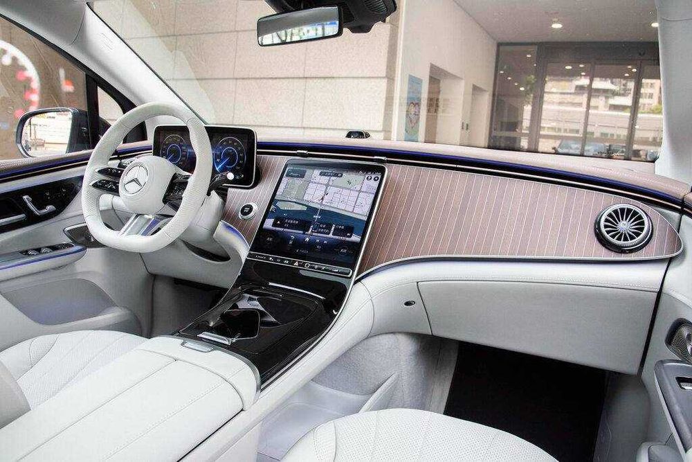 EQE 500 SUV 4 MATIC на ЗАКАЗ! + 1 год гарантия