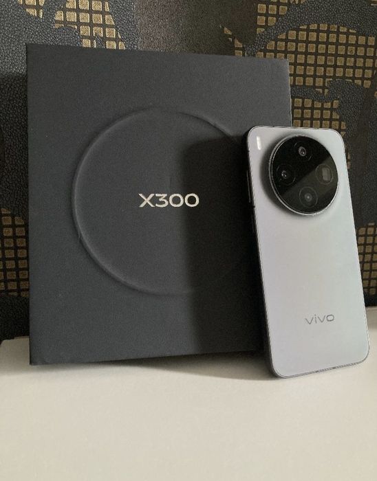 Vivo x300 16/512 global