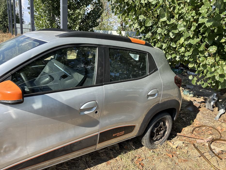 Dezmembrez Dacia Spring