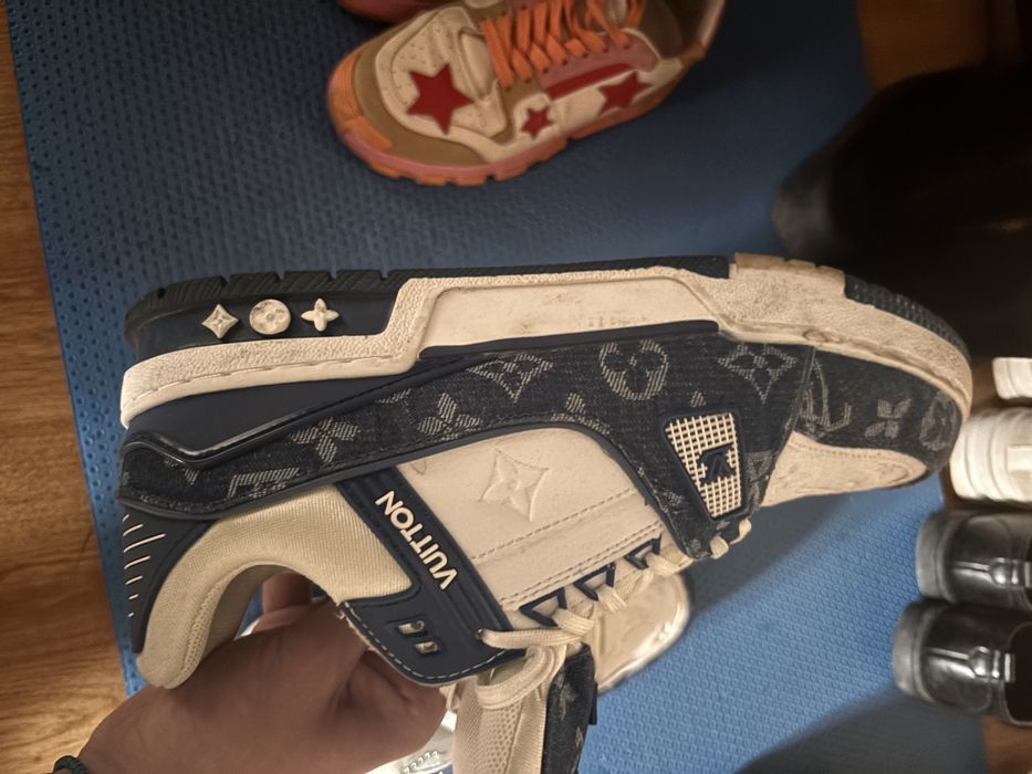 Vand adidasi Luis Vuitton