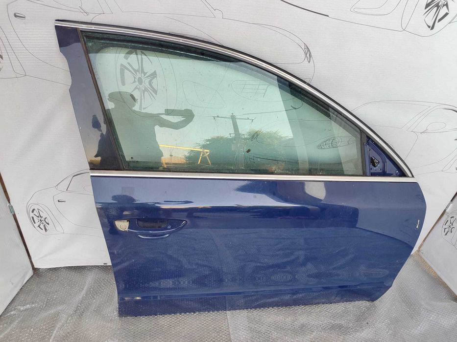Ușă Față Dreapta Skoda Superb B6 3T Break Albastru Z5 / F5A 3T0831056 2010 / [2008-2015] / (11V)