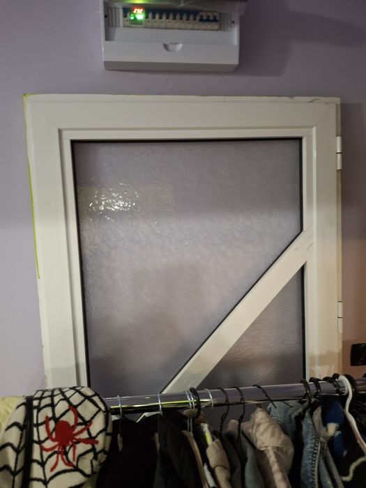 Алуминиева врата