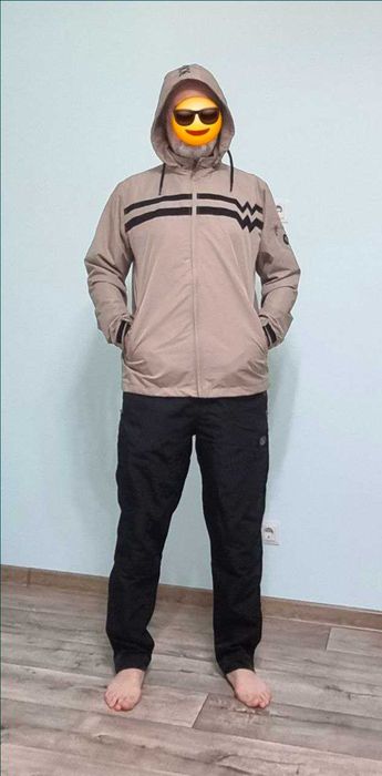 Спортивные костюмы