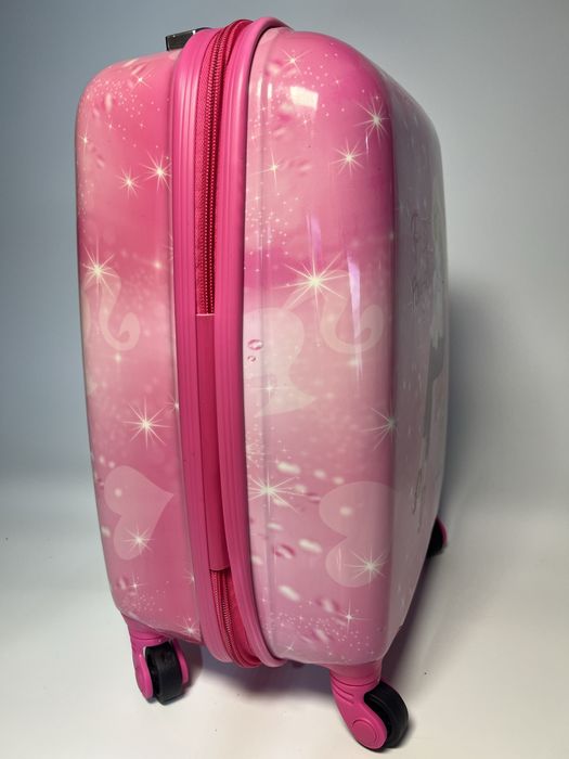 Чемодан для девочки