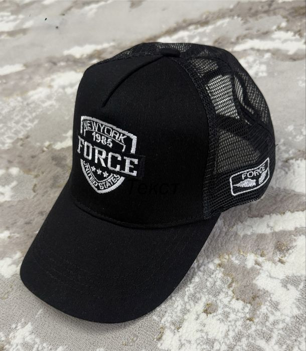 Футболки, бейсболки