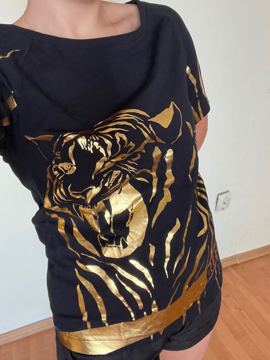 Черна тениска ALESSA